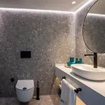 Qlusive 5* 쿠사다시