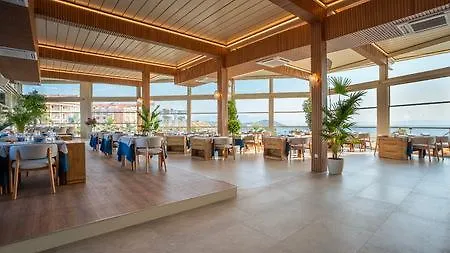 Qlusive Otel
