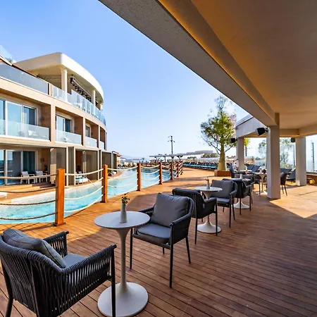 Qlusive Kusadasi